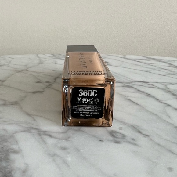 Anastasia Beverly Hills
Luminous Foundation shade 360C- 30ml - Picture 3 of 4